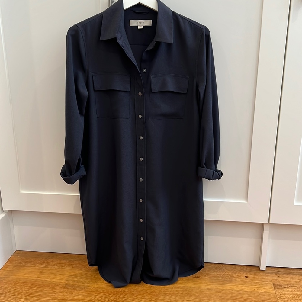 Ann Taylor Loft long sleeve button down dress